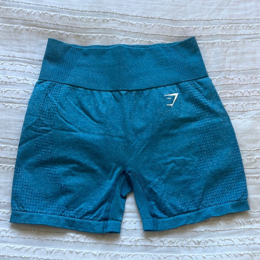 GYMSHARK BLUE SHORTS